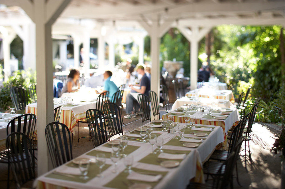 Calistoga Inn Restaurant And Brewery Exterior photo